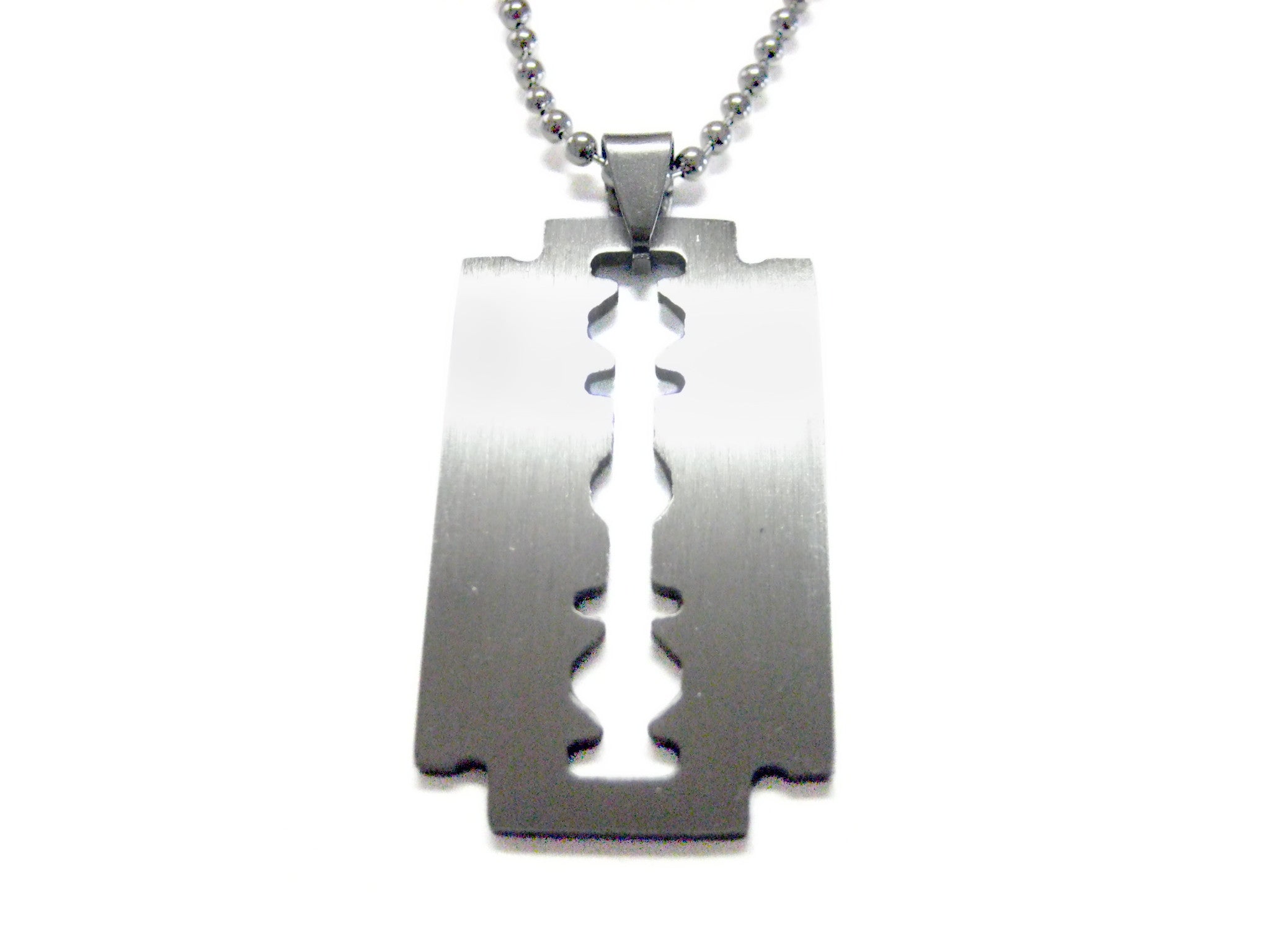 Metal Razor Design Pendant Necklace