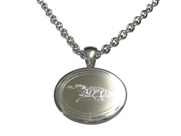 Silver Toned Etched Oval Detailed Alligator Pendant Necklace