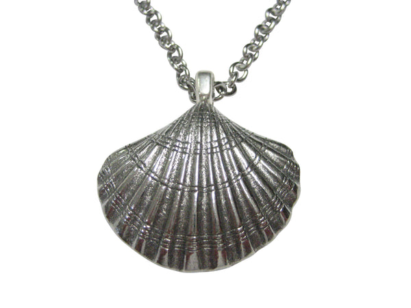Silver Toned Detailed Sea Shell Pendant Necklace