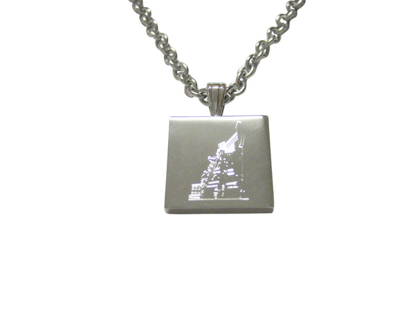 Silver Toned Etched Detailed Oil Drill Pendant Necklace