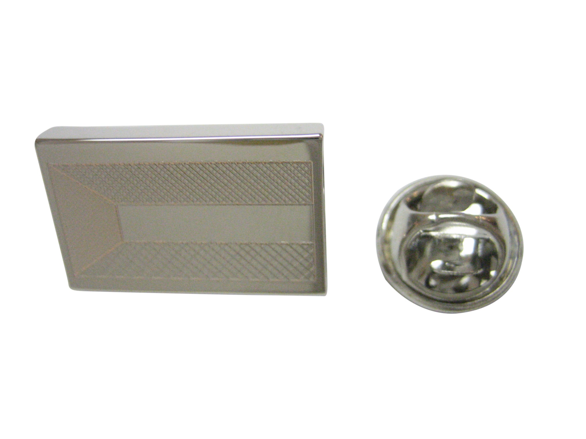 Silver Toned Etched Kuwait Flag Lapel Pin