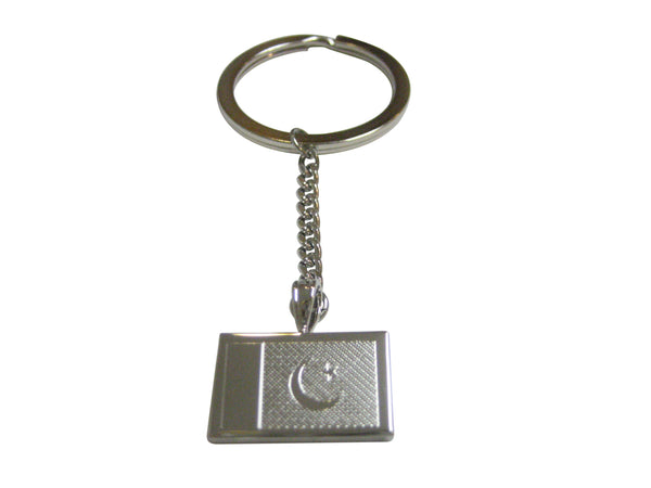 Silver Toned Etched Pakistan Flag Pendant Keychain